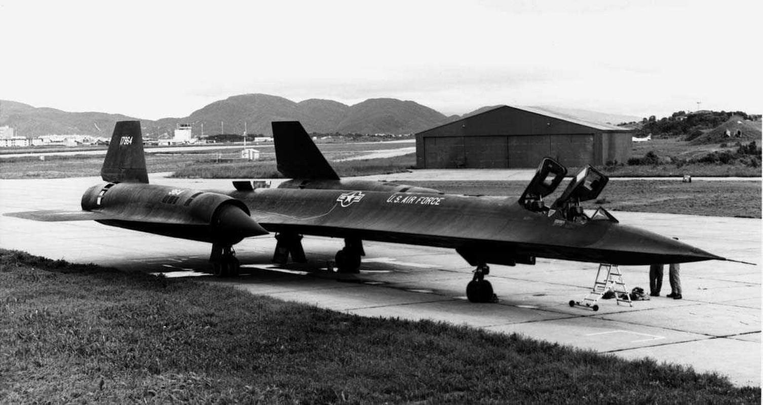 sr71纸飞机:纸飞机sg6677